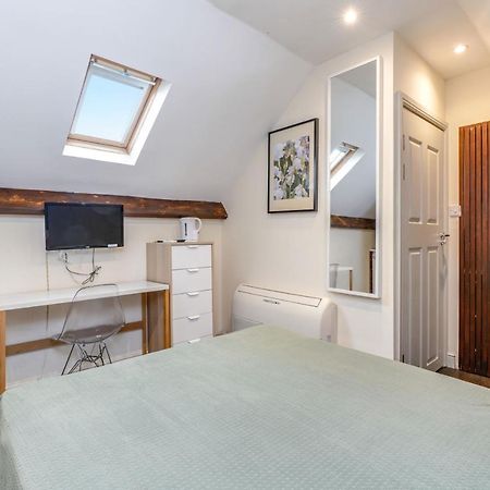 Quiet Double Studio Flat Lägenhet London Exteriör bild